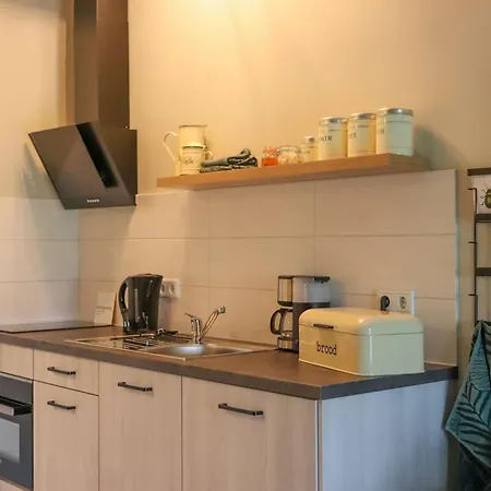 Buutegeweun לינה וארוחת בוקר 3*