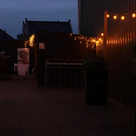 Buutegeweun לינה וארוחת בוקר Sommelsdijk