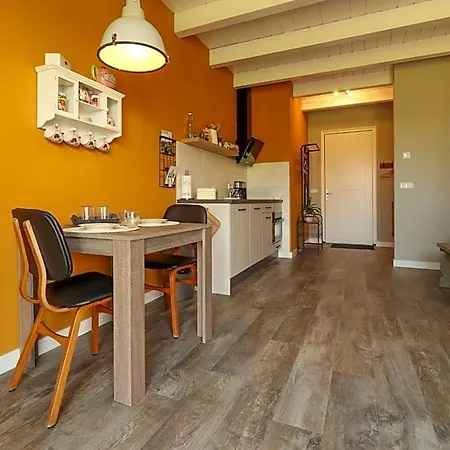 فندق مبيت وإفطار Buutegeweun 3*