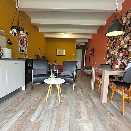 فندق مبيت وإفطار Buutegeweun Sommelsdijk
