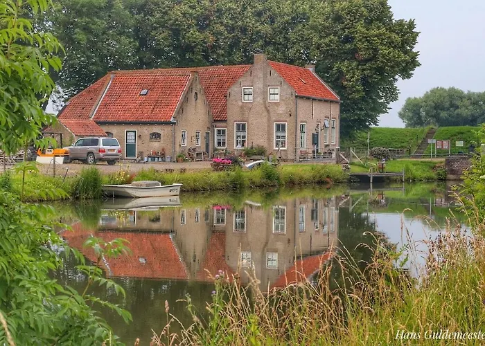 Buutegeweun Bed and breakfast Sommelsdijk